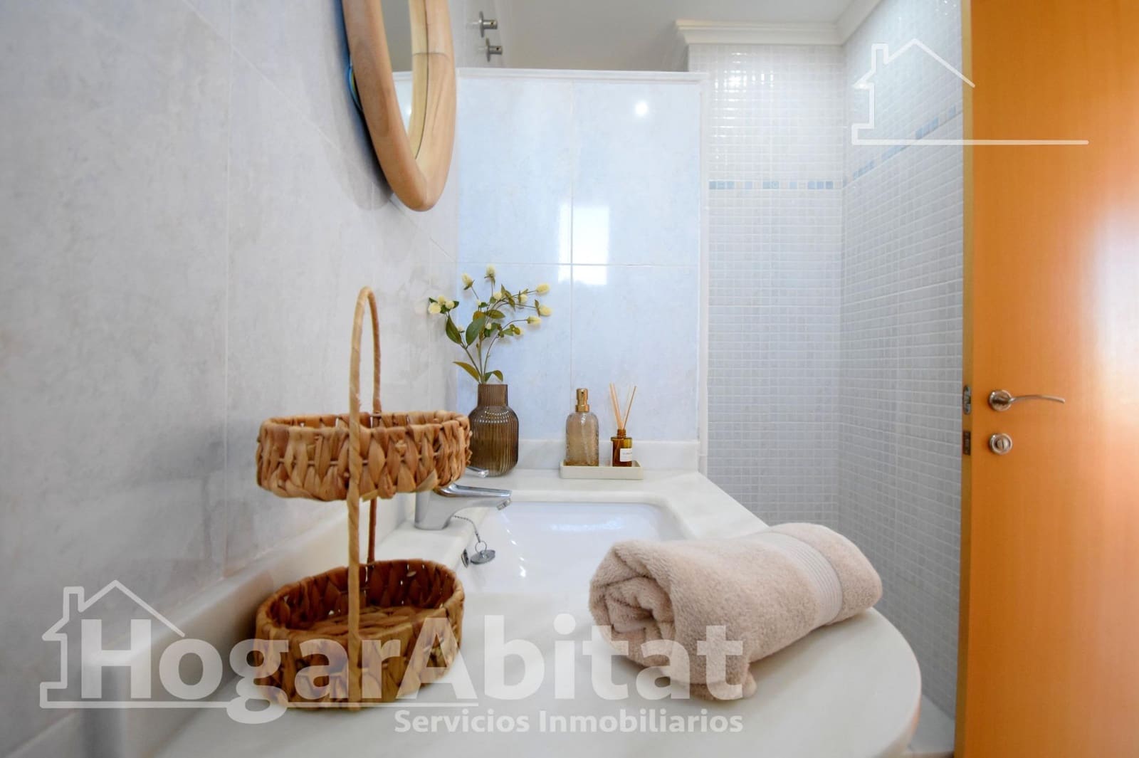 2 soverom Leilighet til salgs i La Sella med svømmebasseng garasje - € 289 000 (Ref: 9822969)