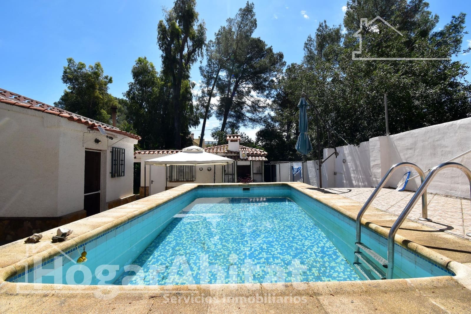 4 bedroom Villa for sale in Gandia with pool garage - € 289,000 (Ref: 9822972)
