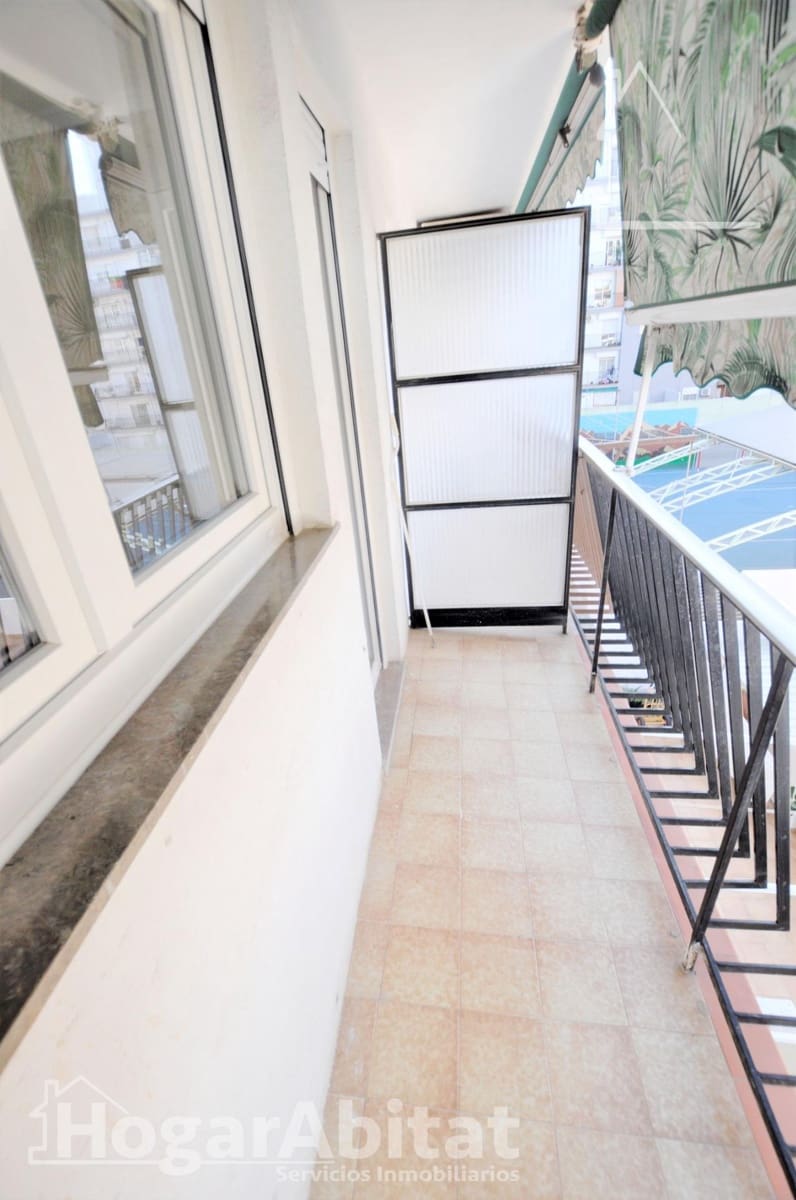 4 slaapkamer Flat te koop in Valencia stad - € 550.000 (Ref: 9825295)