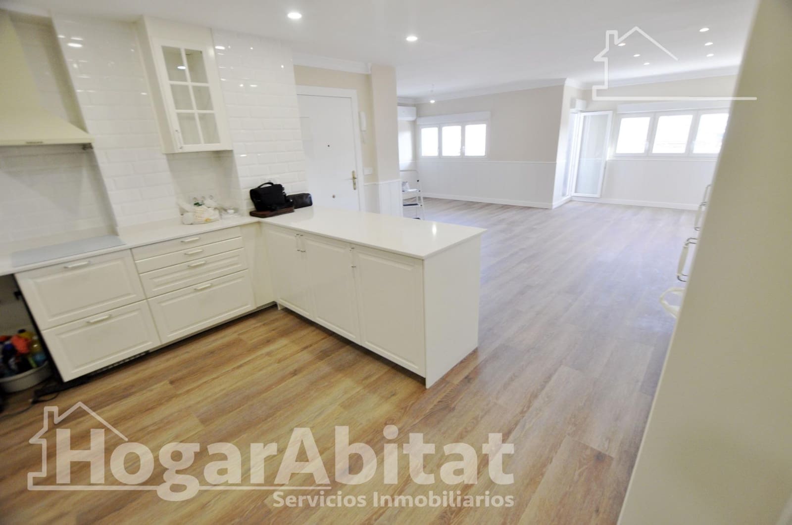 4 slaapkamer Flat te koop in Valencia stad - € 550.000 (Ref: 9825295)