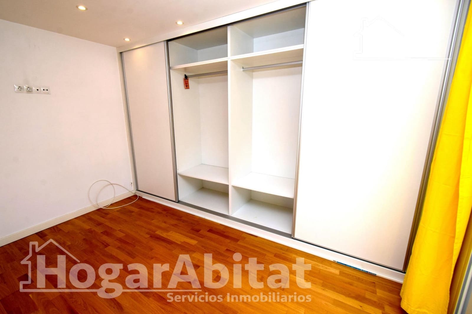 3 soveværelse Lejlighed til salg i Valencia by - € 299.900 (Ref: 9825303)