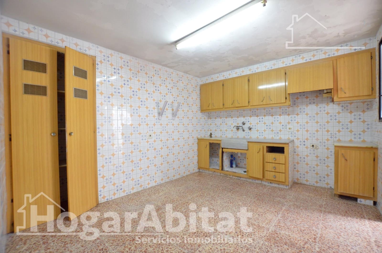 3 slaapkamer Flat te koop in Simat de la Valldigna - € 89.000 (Ref: 9825308)