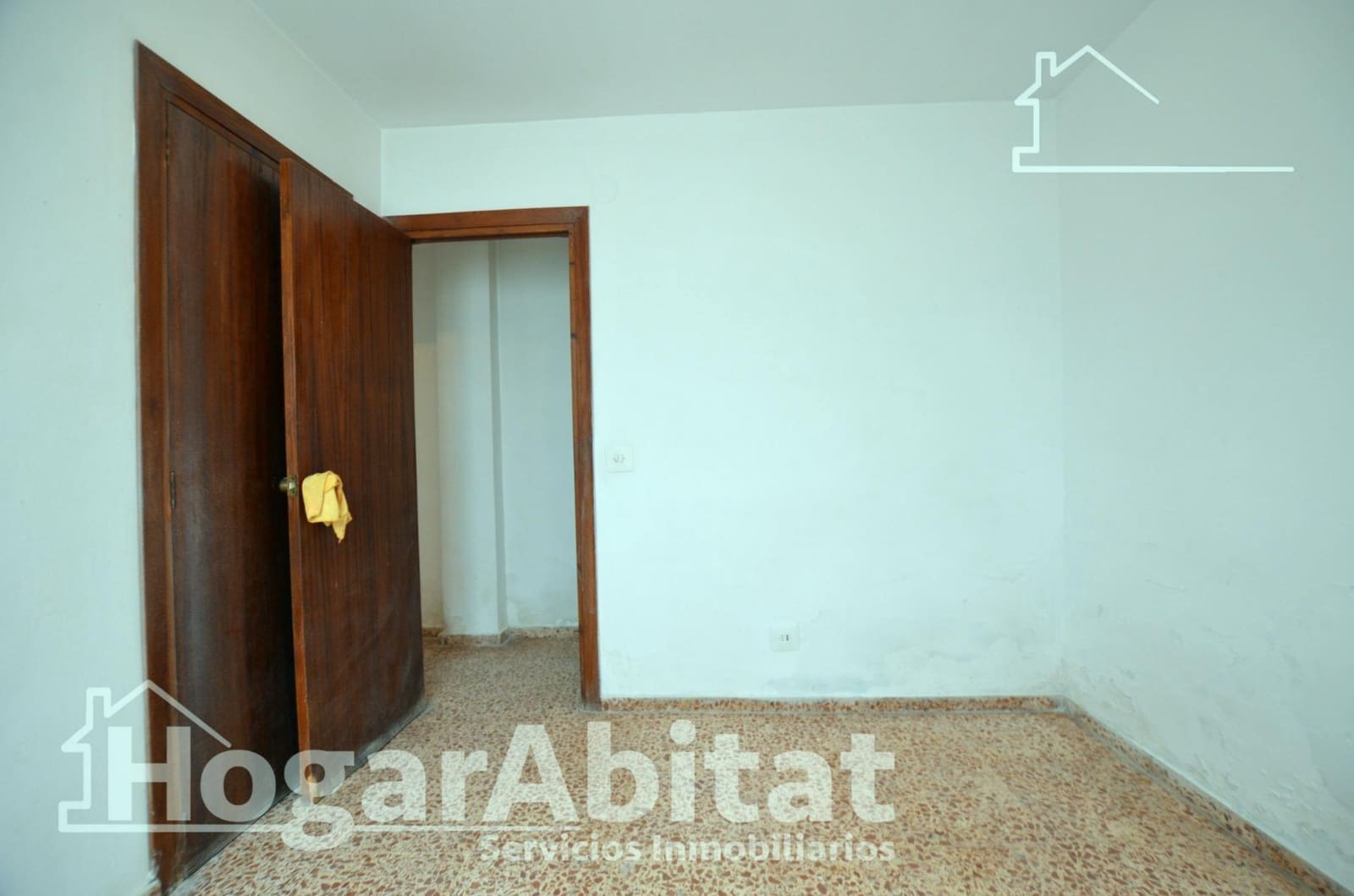 3 slaapkamer Flat te koop in Simat de la Valldigna - € 89.000 (Ref: 9825308)