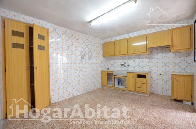 3 slaapkamer Flat te koop in Simat de la Valldigna - € 89.000 (Ref: 9825308)