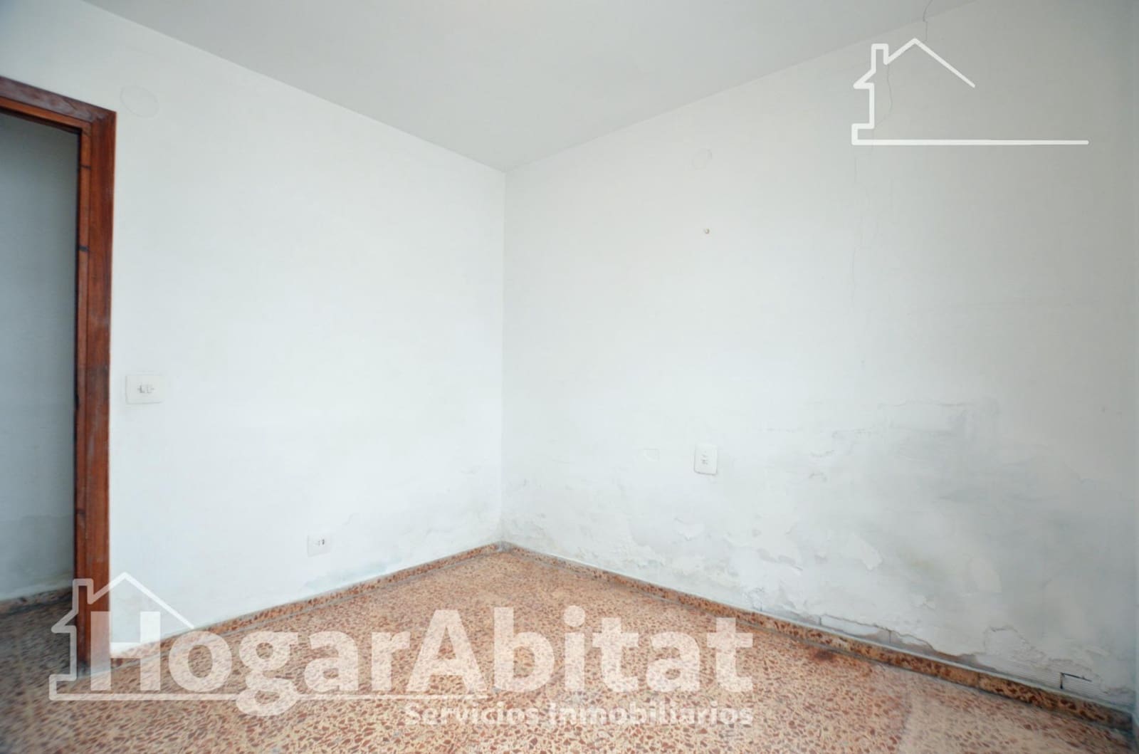 3 slaapkamer Flat te koop in Simat de la Valldigna - € 89.000 (Ref: 9825308)