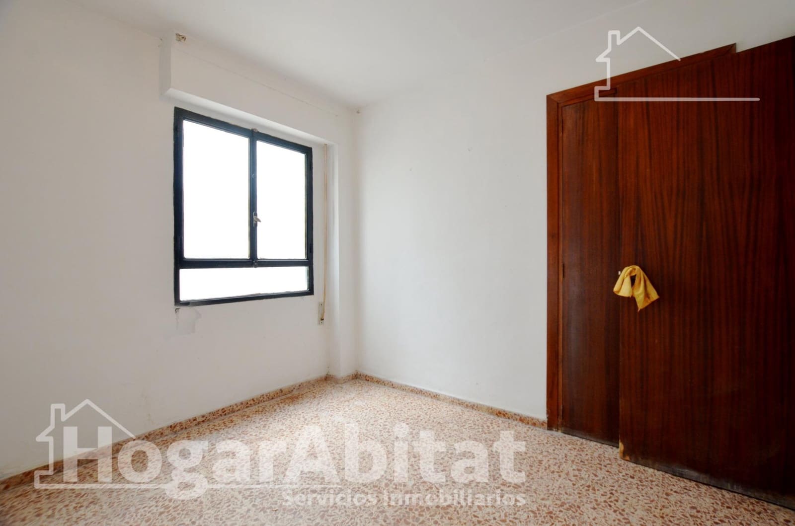 3 slaapkamer Flat te koop in Simat de la Valldigna - € 89.000 (Ref: 9825308)