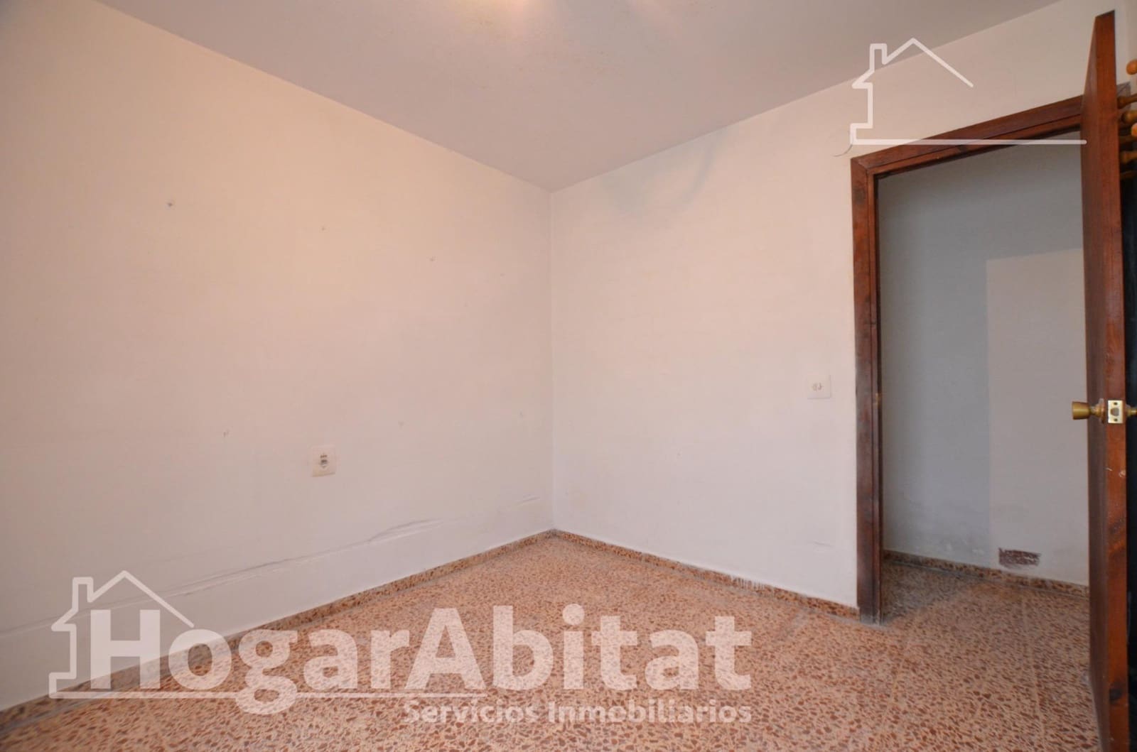 3 slaapkamer Flat te koop in Simat de la Valldigna - € 89.000 (Ref: 9825308)