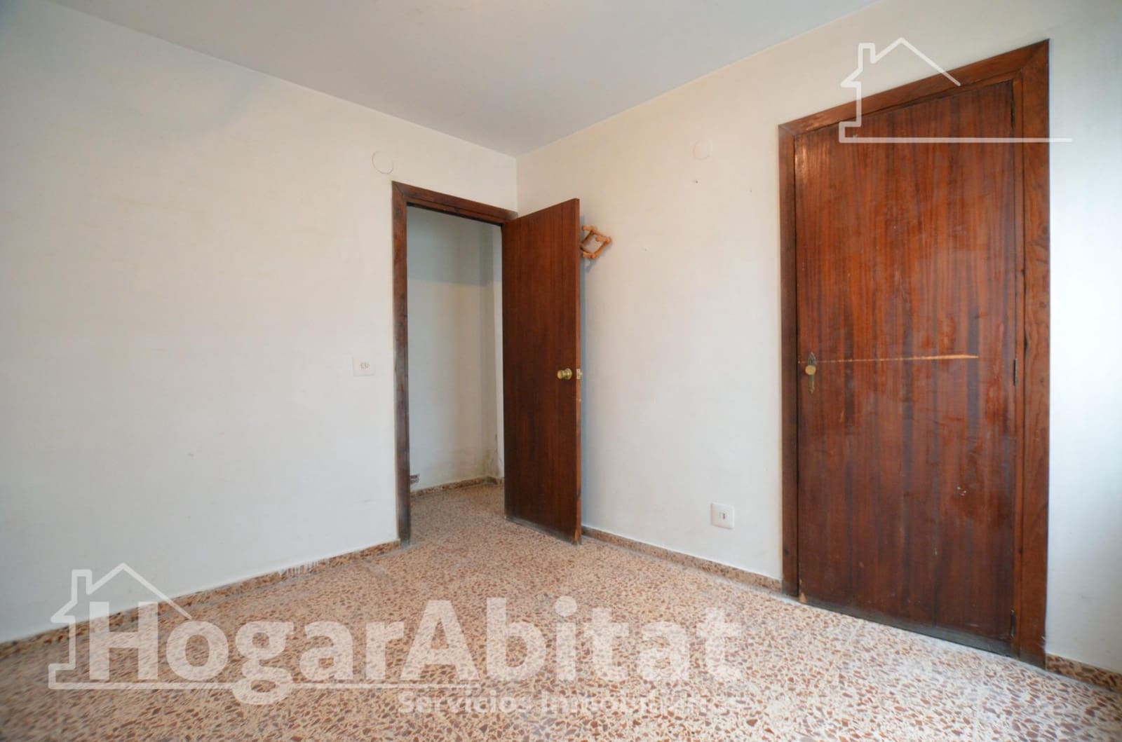 3 slaapkamer Flat te koop in Simat de la Valldigna - € 89.000 (Ref: 9825308)