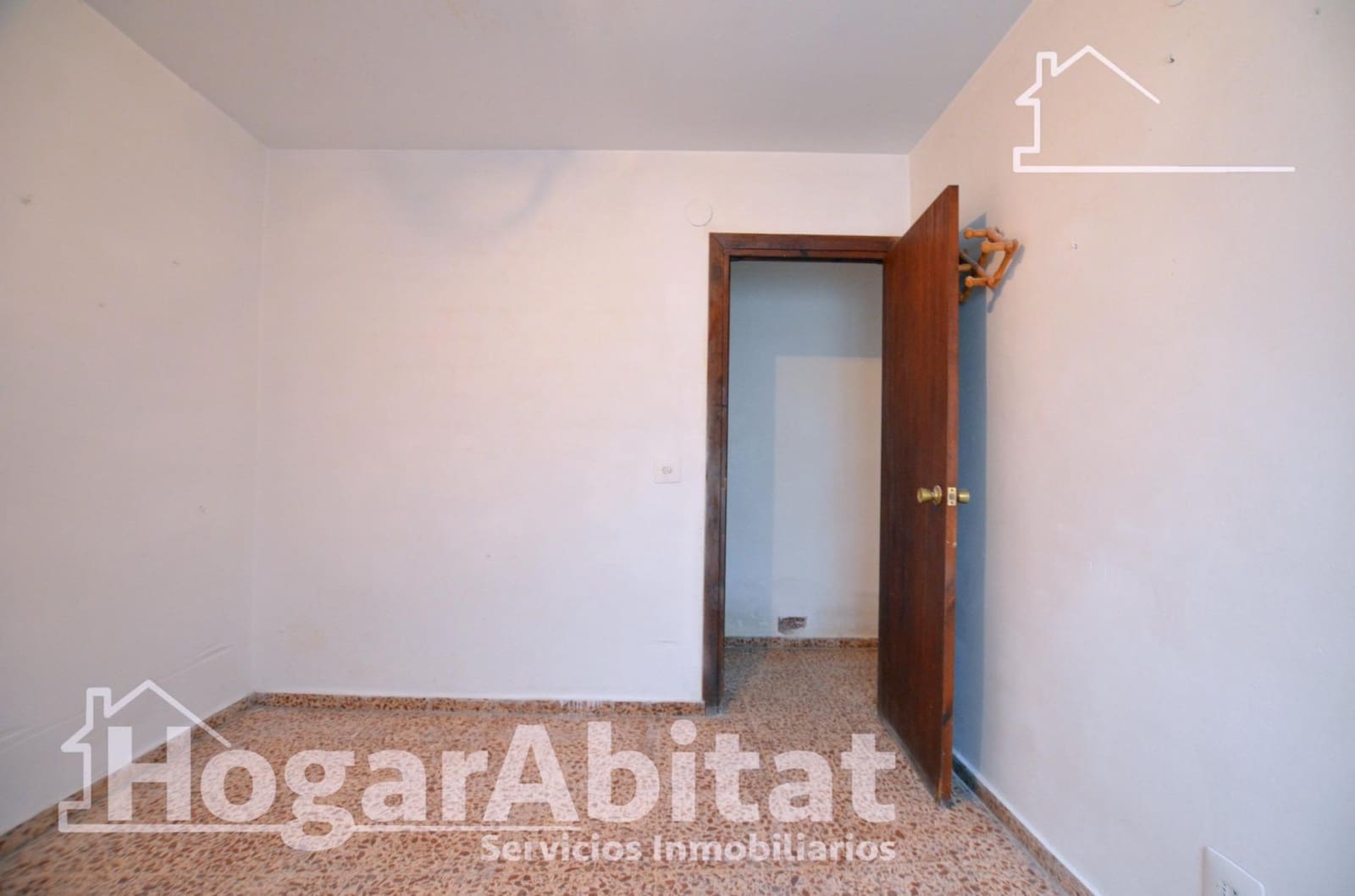 3 slaapkamer Flat te koop in Simat de la Valldigna - € 89.000 (Ref: 9825308)
