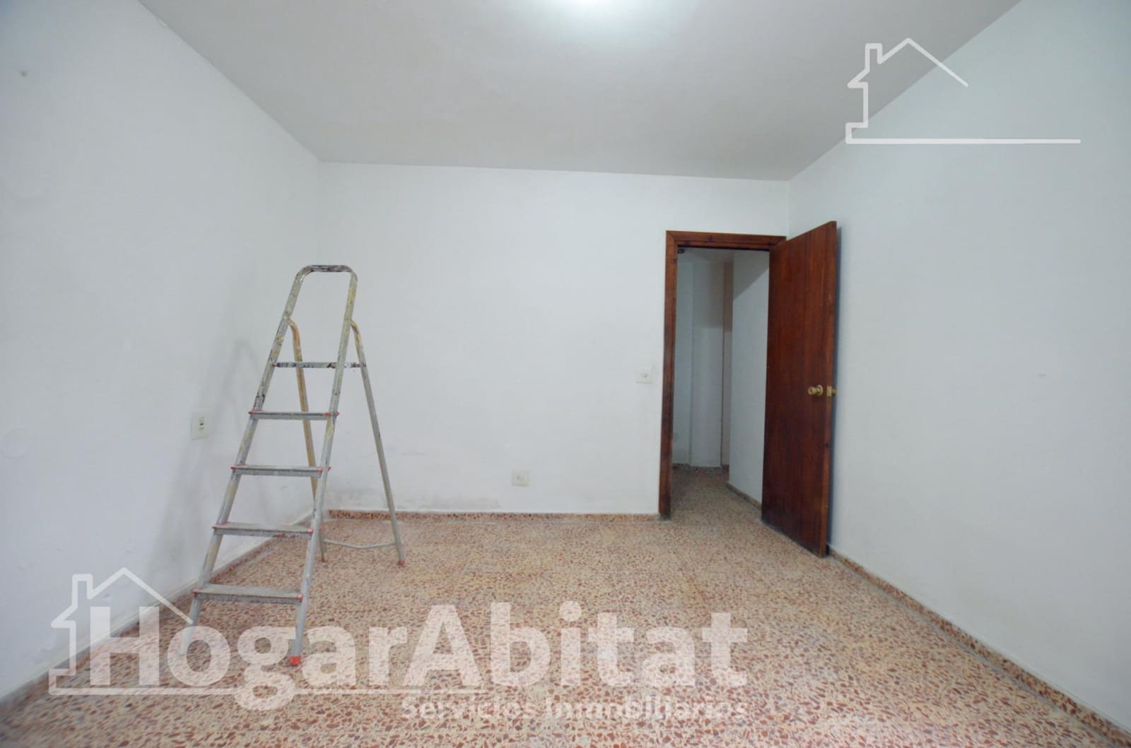 3 slaapkamer Flat te koop in Simat de la Valldigna - € 89.000 (Ref: 9825308)
