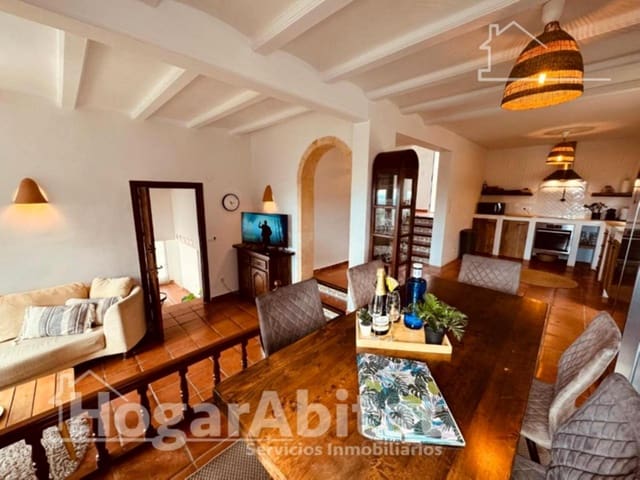 Chalet de 5 habitaciones en Dénia en venta con piscina garaje - 789.000 € (Ref: 9825312)