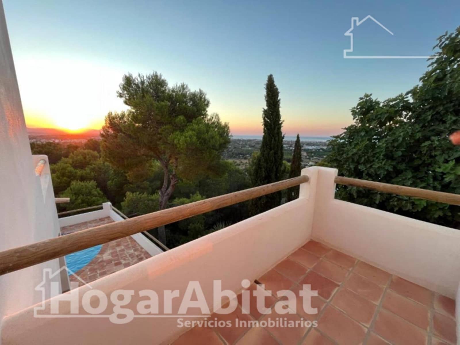 Chalet de 5 habitaciones en Dénia en venta con piscina garaje - 789.000 € (Ref: 9825312)