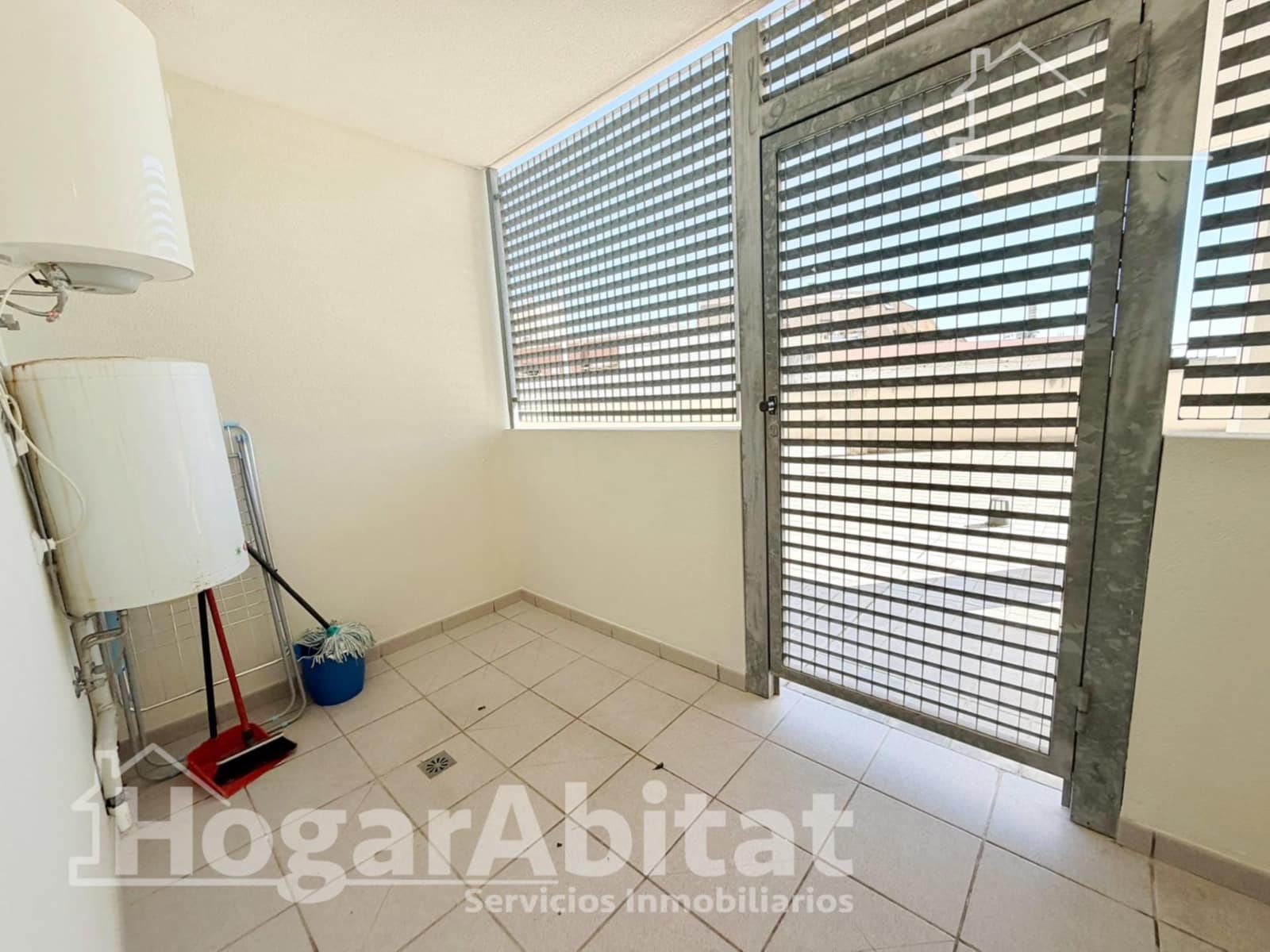 2 soveværelse Lejlighed til salg i Lliria med swimmingpool garage - € 215.000 (Ref: 9825316)