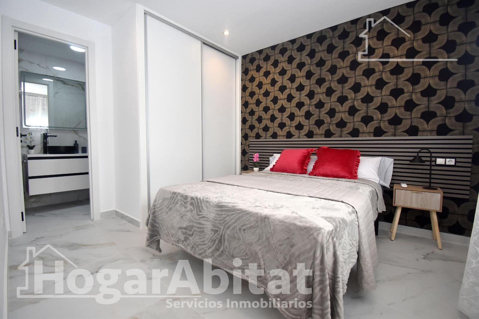 Casa de 5 habitaciones en Vila-real en venta - 270.000 € (Ref: 9825318)
