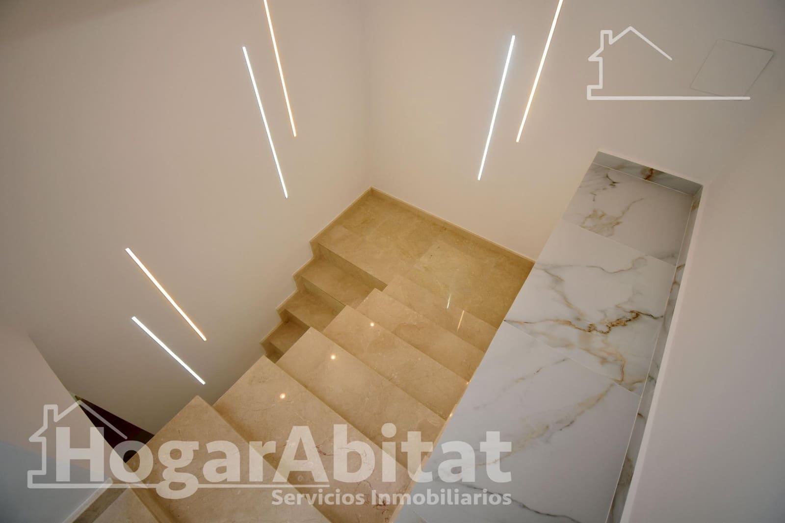 Casa de 5 habitaciones en Vila-real en venta - 270.000 € (Ref: 9825318)