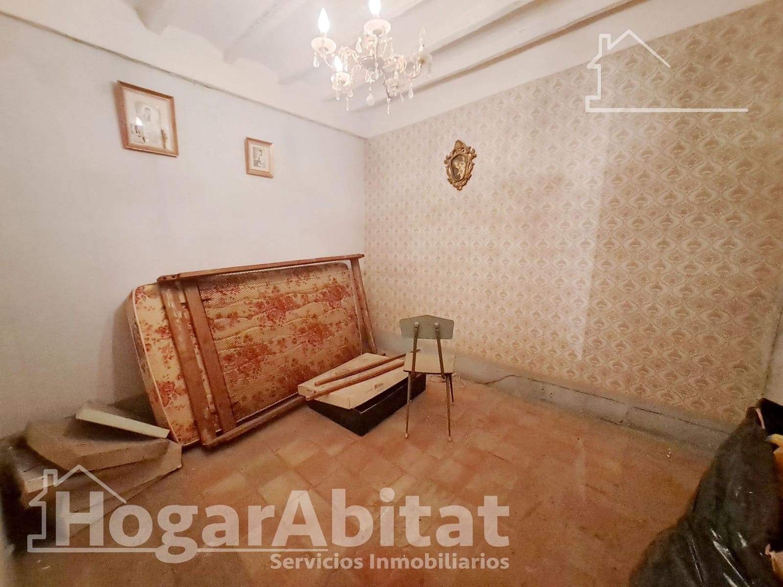 Casa de 6 habitaciones en L'Alcora en venta - 27.500 € (Ref: 9825319)