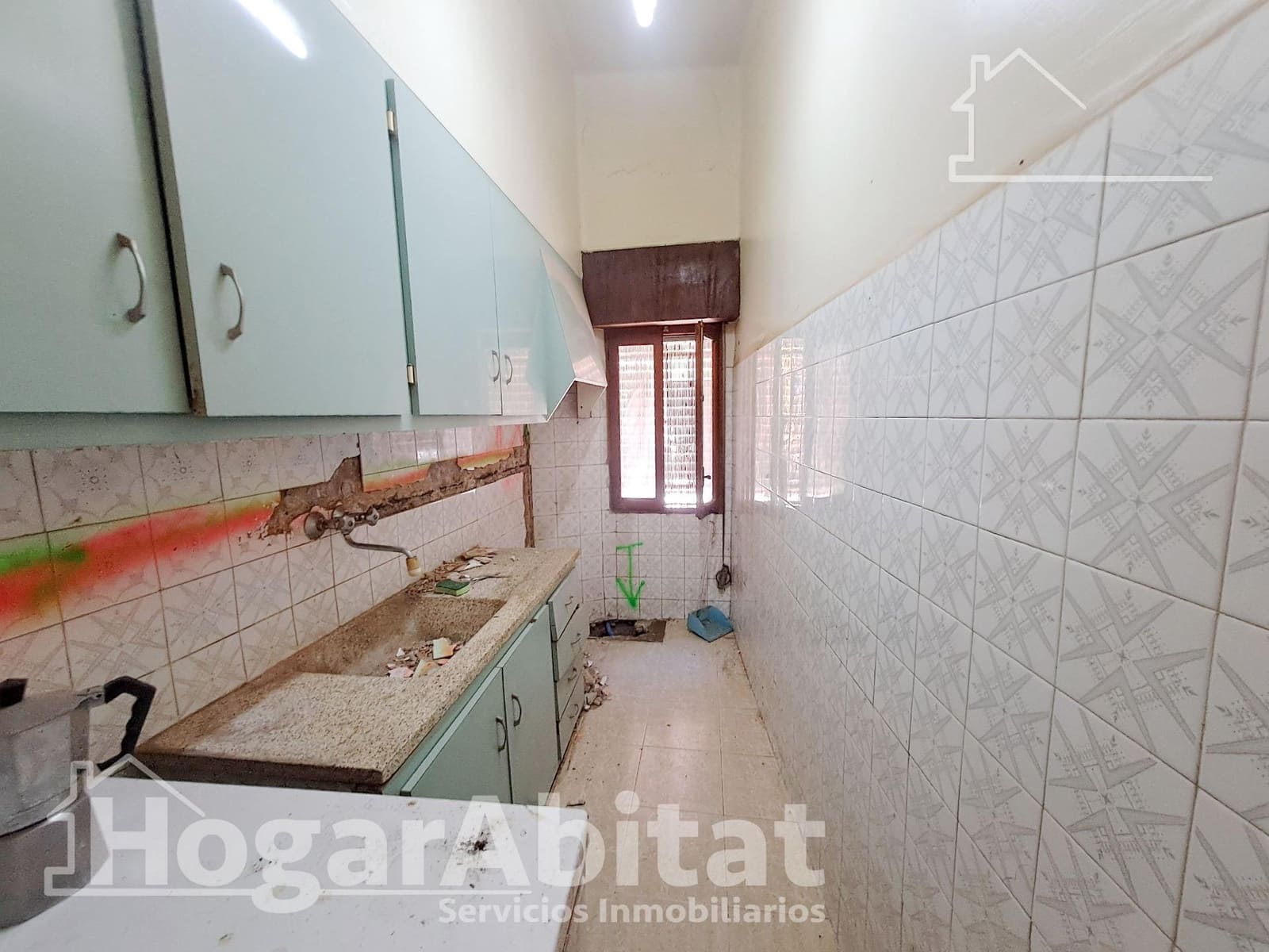 Casa de 6 habitaciones en L'Alcora en venta - 27.500 € (Ref: 9825319)