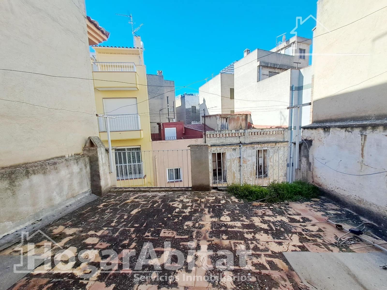 Casa de 6 habitaciones en L'Alcora en venta - 27.500 € (Ref: 9825319)