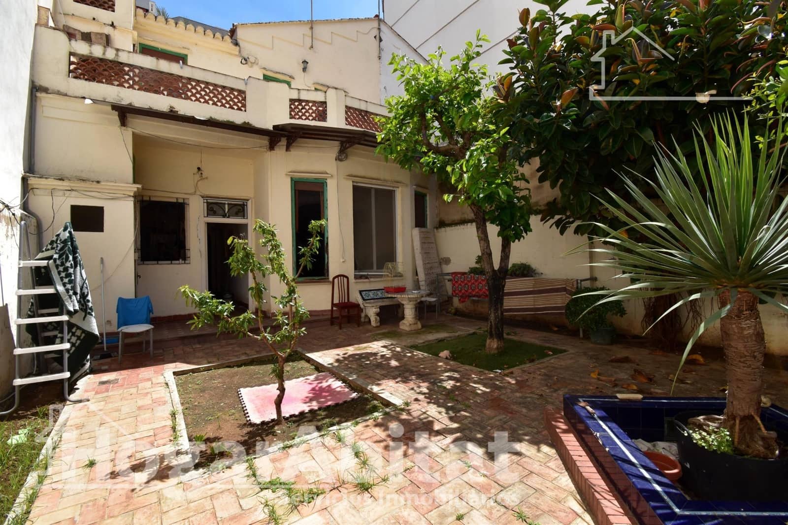 4 bedroom Townhouse for sale in Gandia - € 360,000 (Ref: 9825320)
