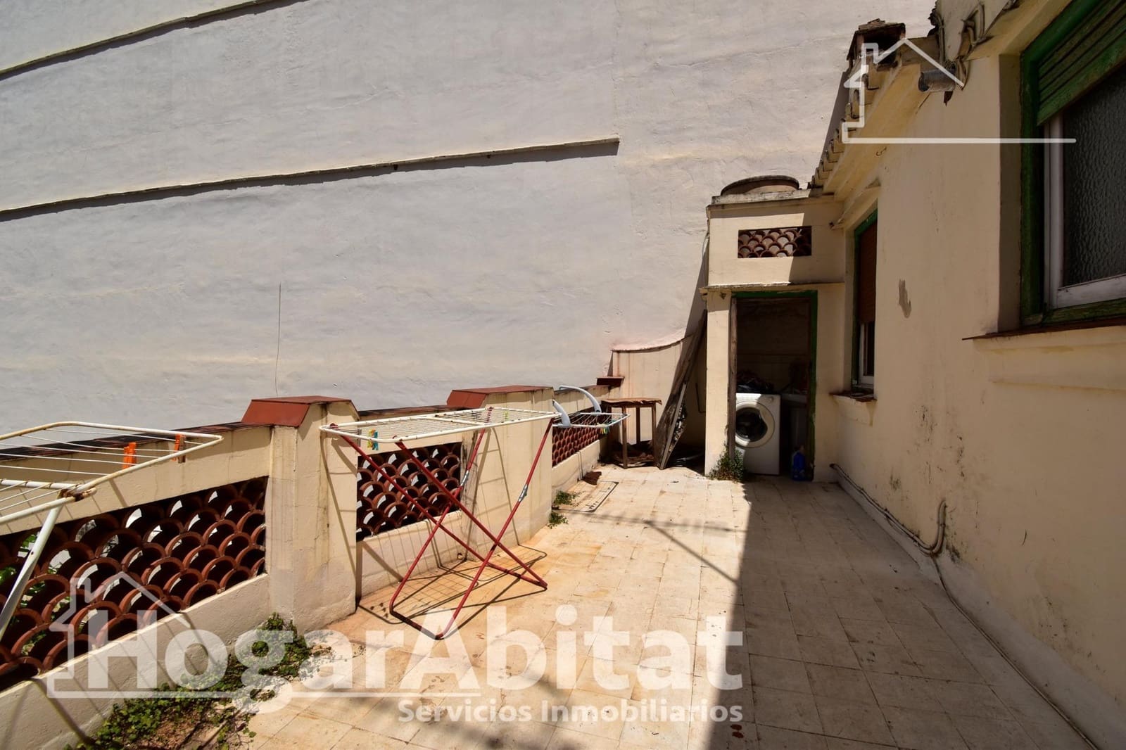 4 bedroom Townhouse for sale in Gandia - € 360,000 (Ref: 9825320)