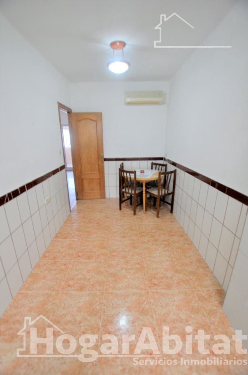 3 Zimmer Wohnung zu verkaufen in Aldaia mit Garage - 180.000 € (Ref: 9829203)