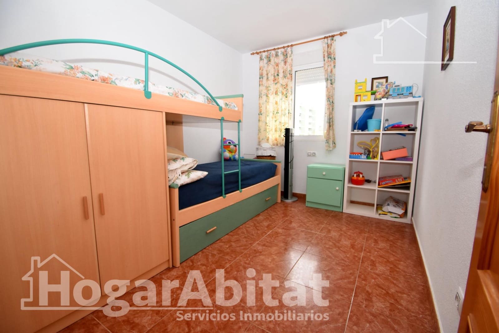 3 slaapkamer Flat te koop in El Perello met zwembad garage - € 230.000 (Ref: 9829207)