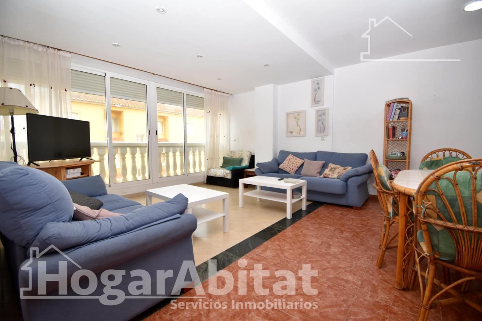 3 slaapkamer Flat te koop in El Perello met zwembad garage - € 230.000 (Ref: 9829207)