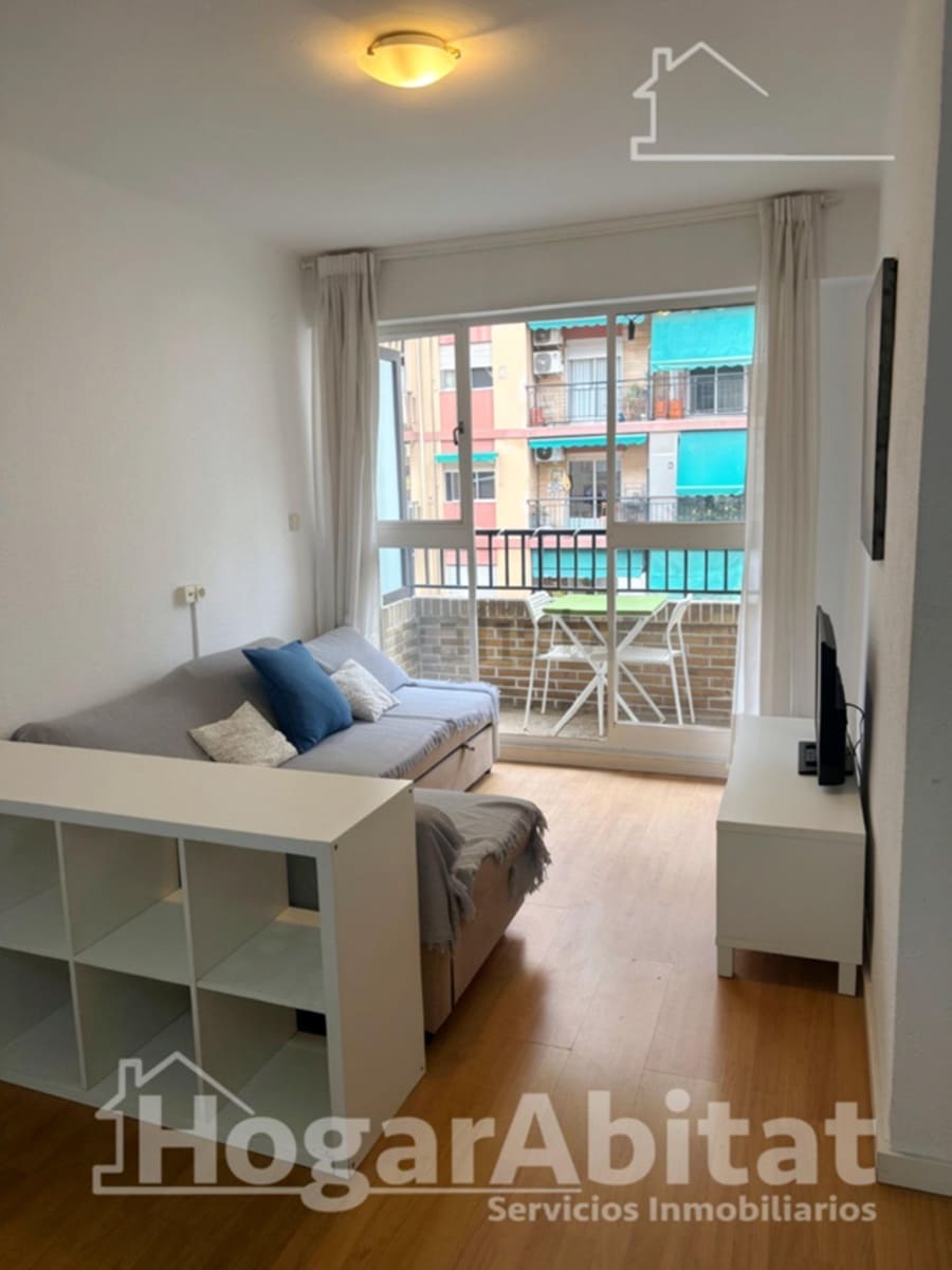 3 soveværelse Lejlighed til salg i Valencia by - € 300.000 (Ref: 9829209)