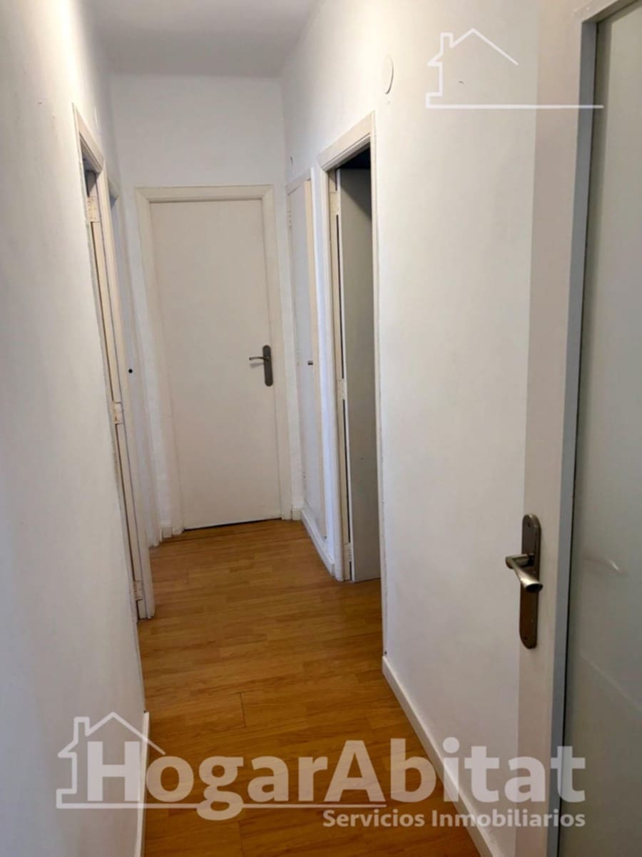 3 soveværelse Lejlighed til salg i Valencia by - € 300.000 (Ref: 9829209)