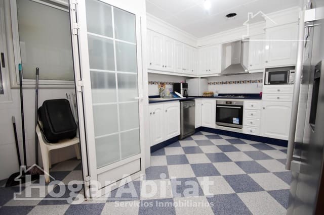 Piso de 3 habitaciones en Carlet en venta - 140.000 € (Ref: 9829212)