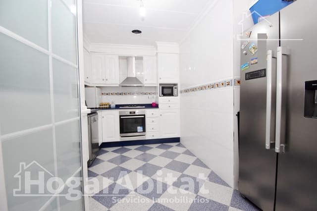 Piso de 3 habitaciones en Carlet en venta - 140.000 € (Ref: 9829212)