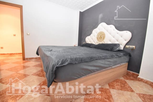 Piso de 3 habitaciones en Carlet en venta - 140.000 € (Ref: 9829212)
