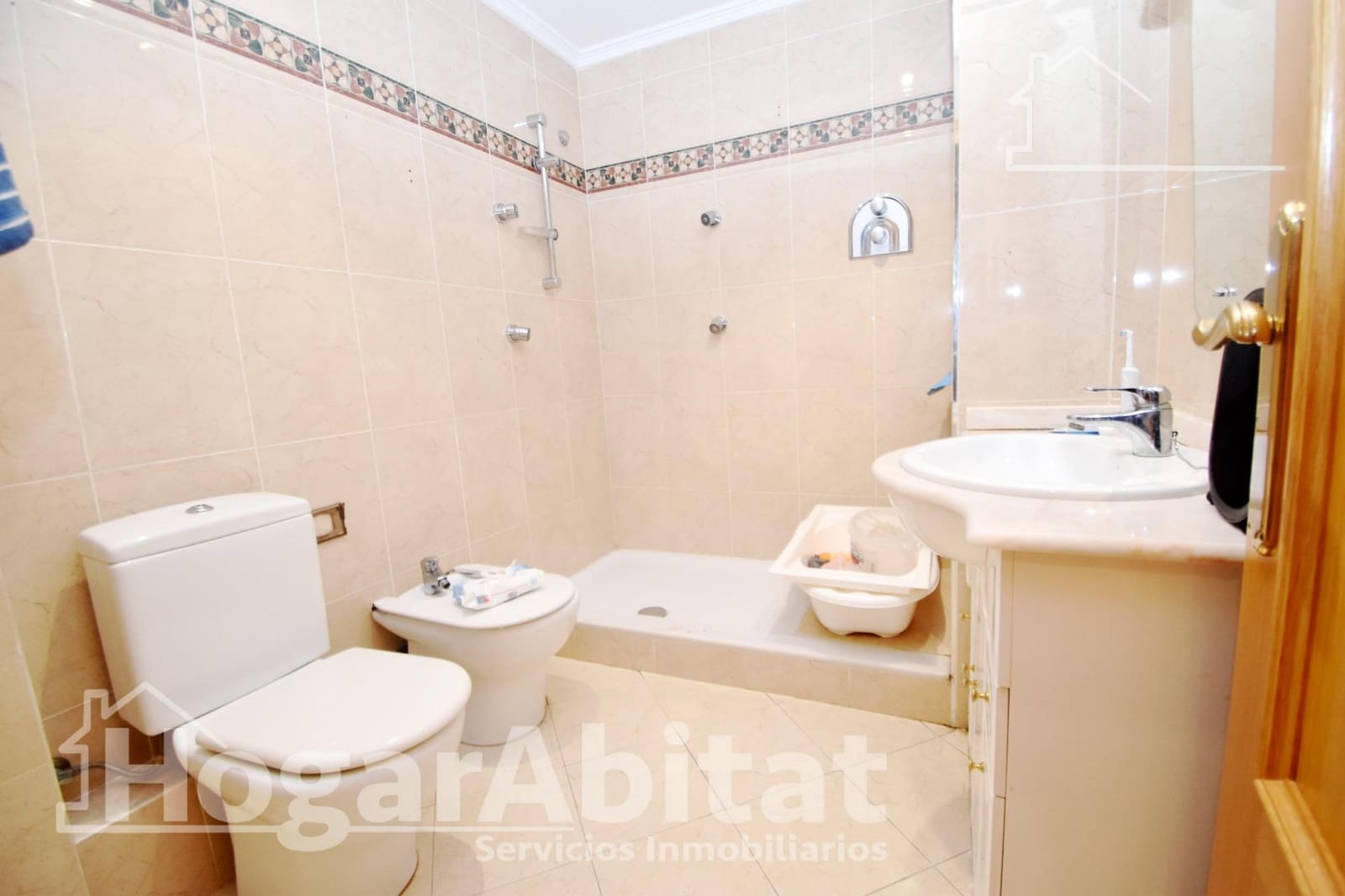 Piso de 3 habitaciones en Carlet en venta - 140.000 € (Ref: 9829212)