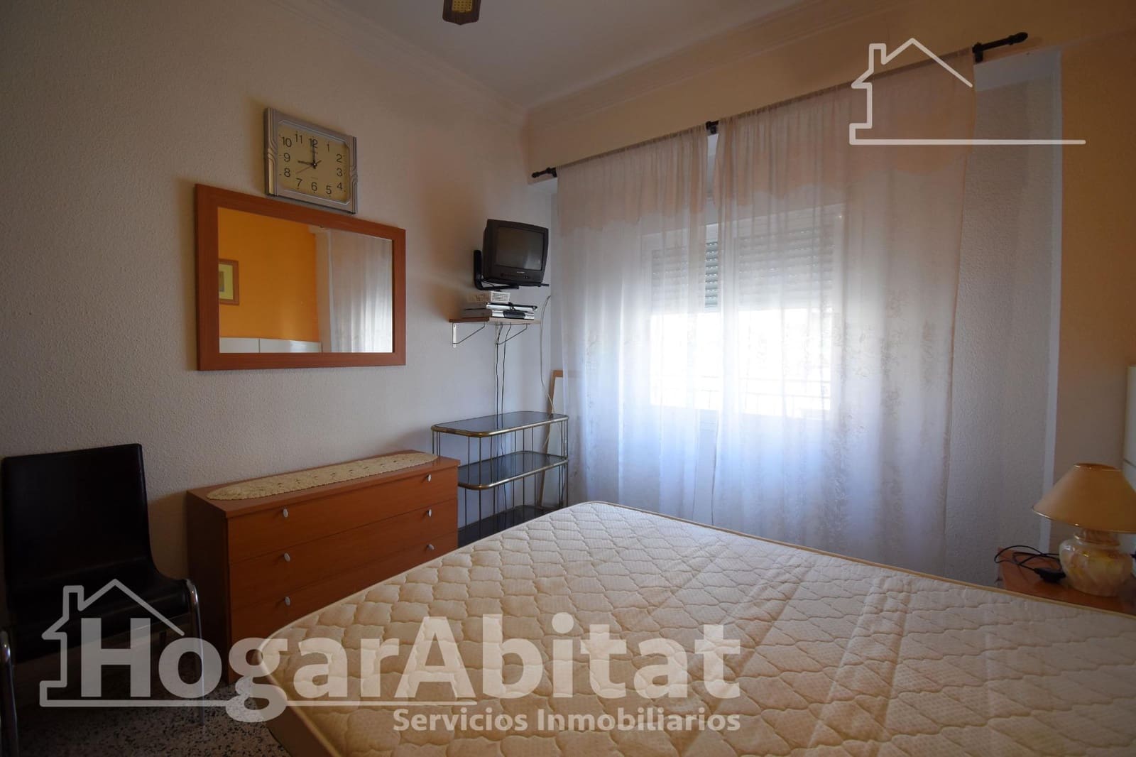 5 bedroom Flat for sale in Gandia - € 180,000 (Ref: 9829213)