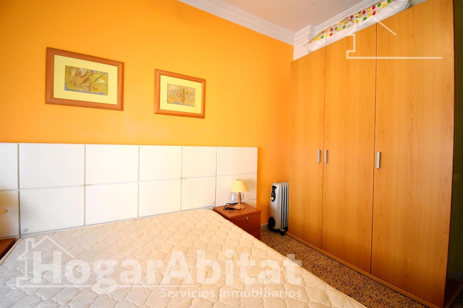 5 bedroom Flat for sale in Gandia - € 180,000 (Ref: 9829213)