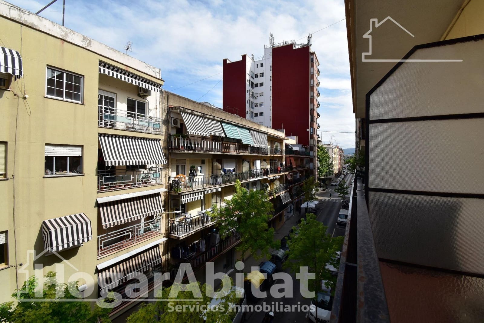 5 bedroom Flat for sale in Gandia - € 180,000 (Ref: 9829213)