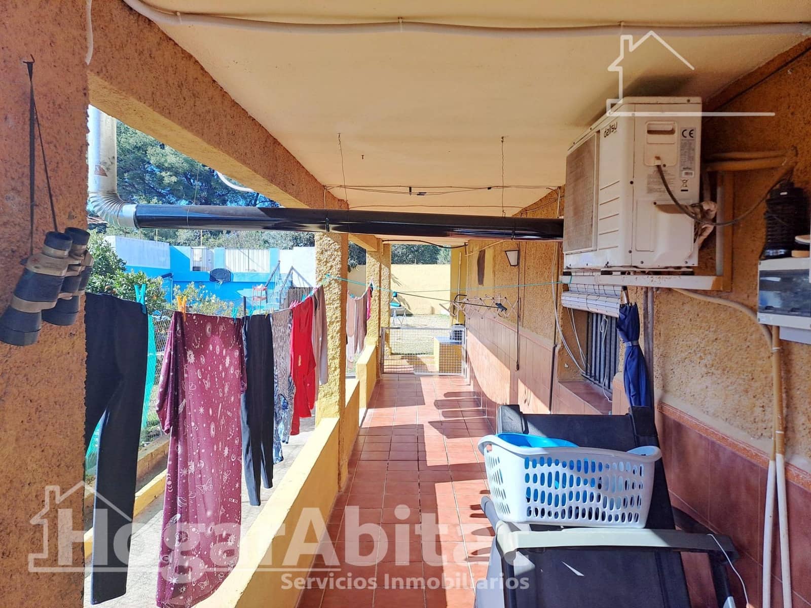 6 bedroom Villa for sale in L'Alcora with pool garage - € 195,000 (Ref: 9829214)