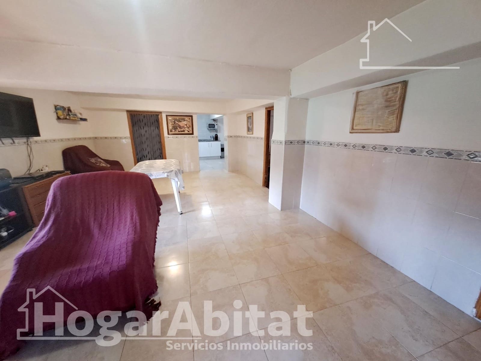 6 bedroom Villa for sale in L'Alcora with pool garage - € 195,000 (Ref: 9829214)