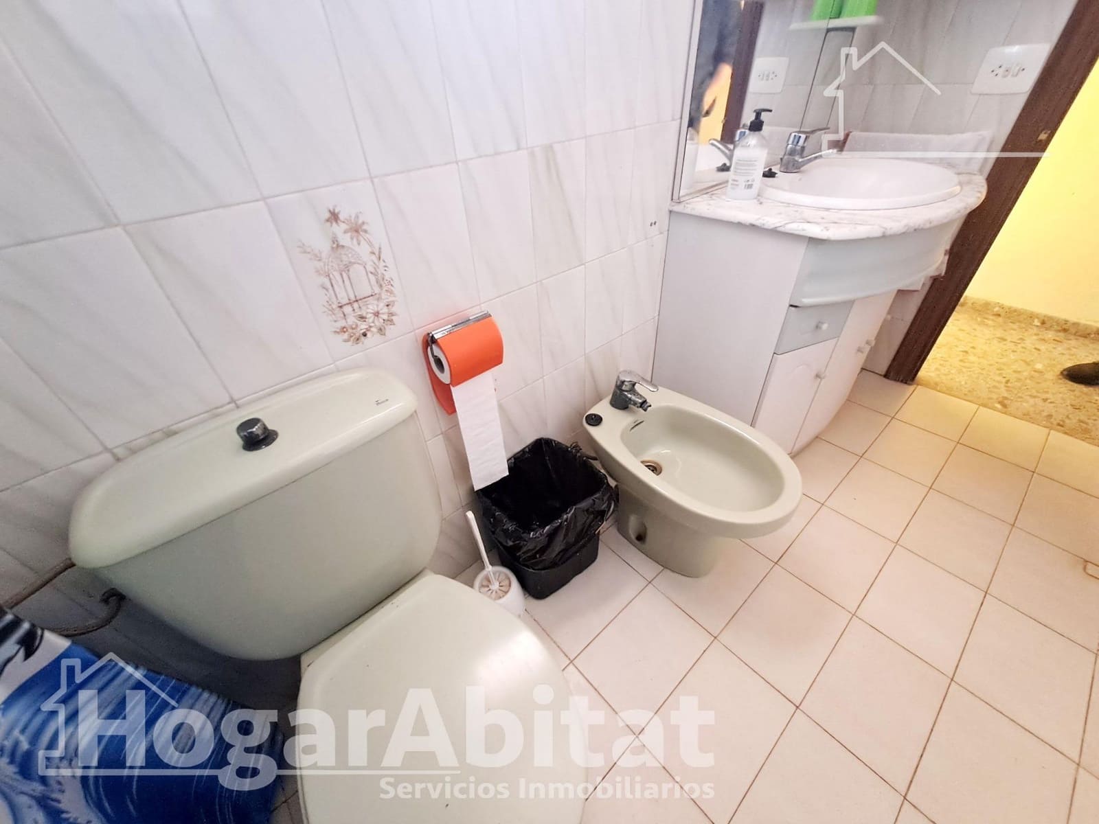6 bedroom Villa for sale in L'Alcora with pool garage - € 195,000 (Ref: 9829214)