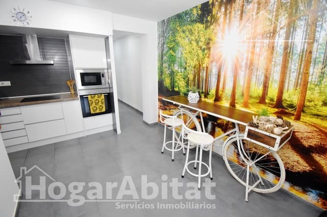 3 soveværelse Lejlighed til salg i El Grau de Castelló, Castelló de la Plana - € 165.000 (Ref: 9829220)