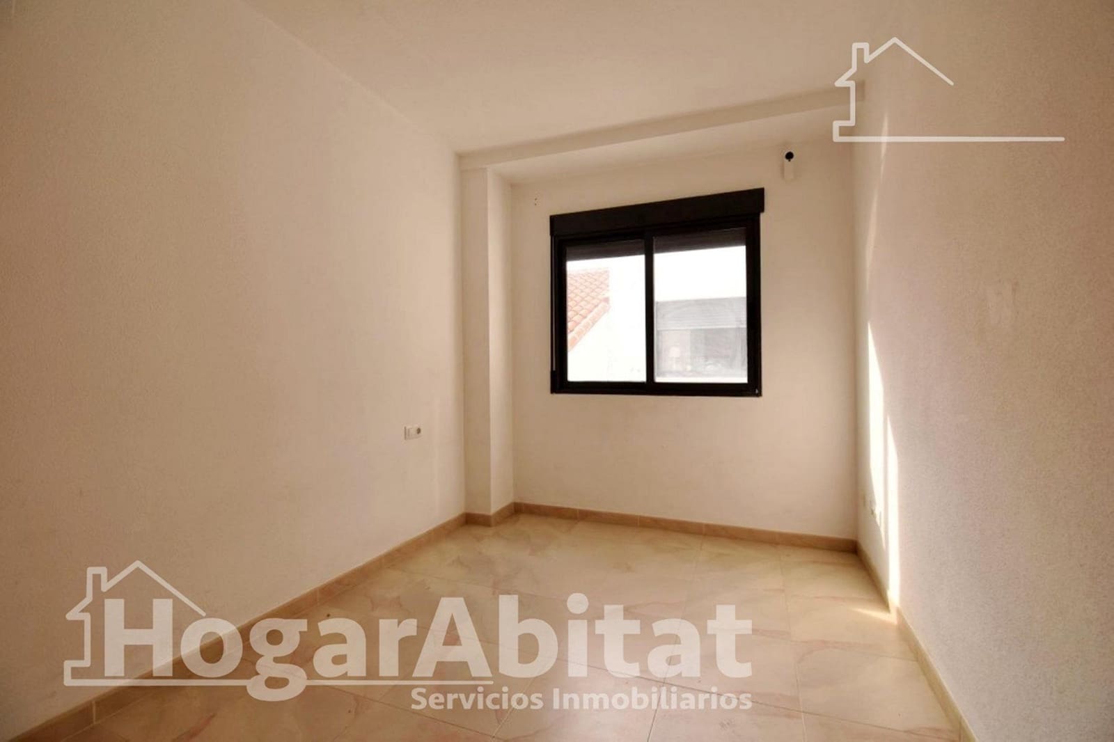 2 bedroom Flat for sale in Villalonga with garage - € 145,000 (Ref: 9829224)