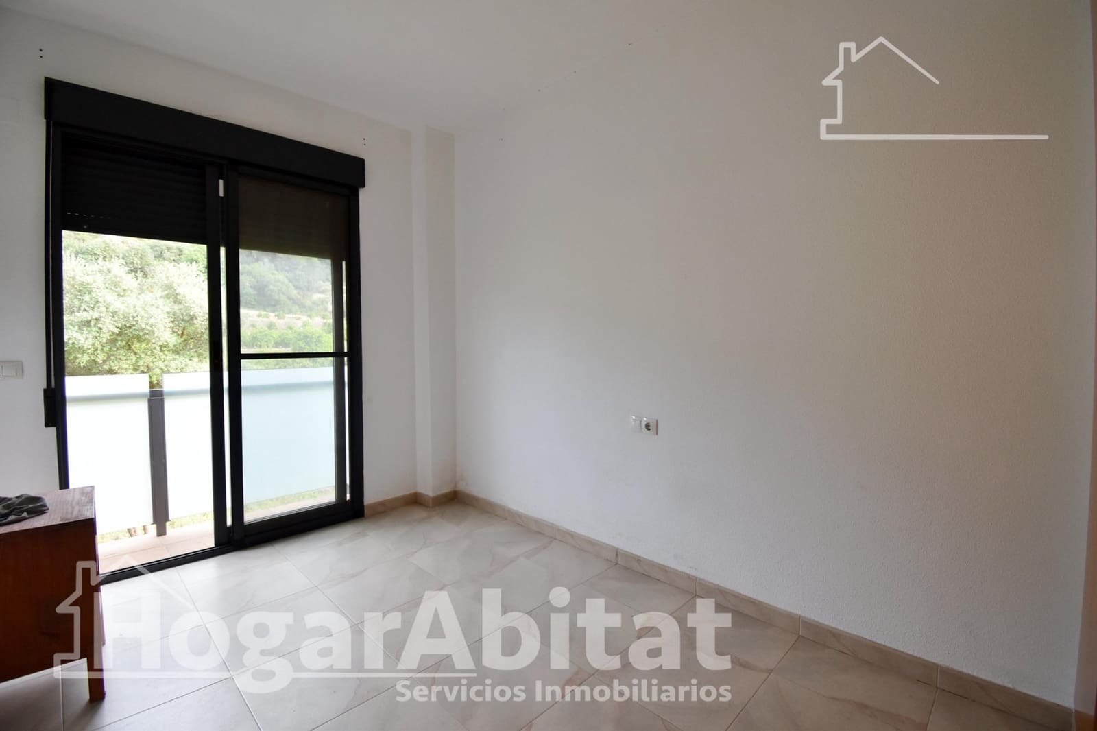 2 bedroom Flat for sale in Villalonga with garage - € 145,000 (Ref: 9829224)