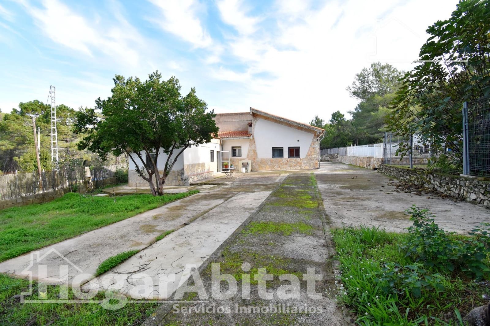 5 Zimmer Villa zu verkaufen in Simat de la Valldigna mit Pool Garage - 187.000 € (Ref: 9829228)