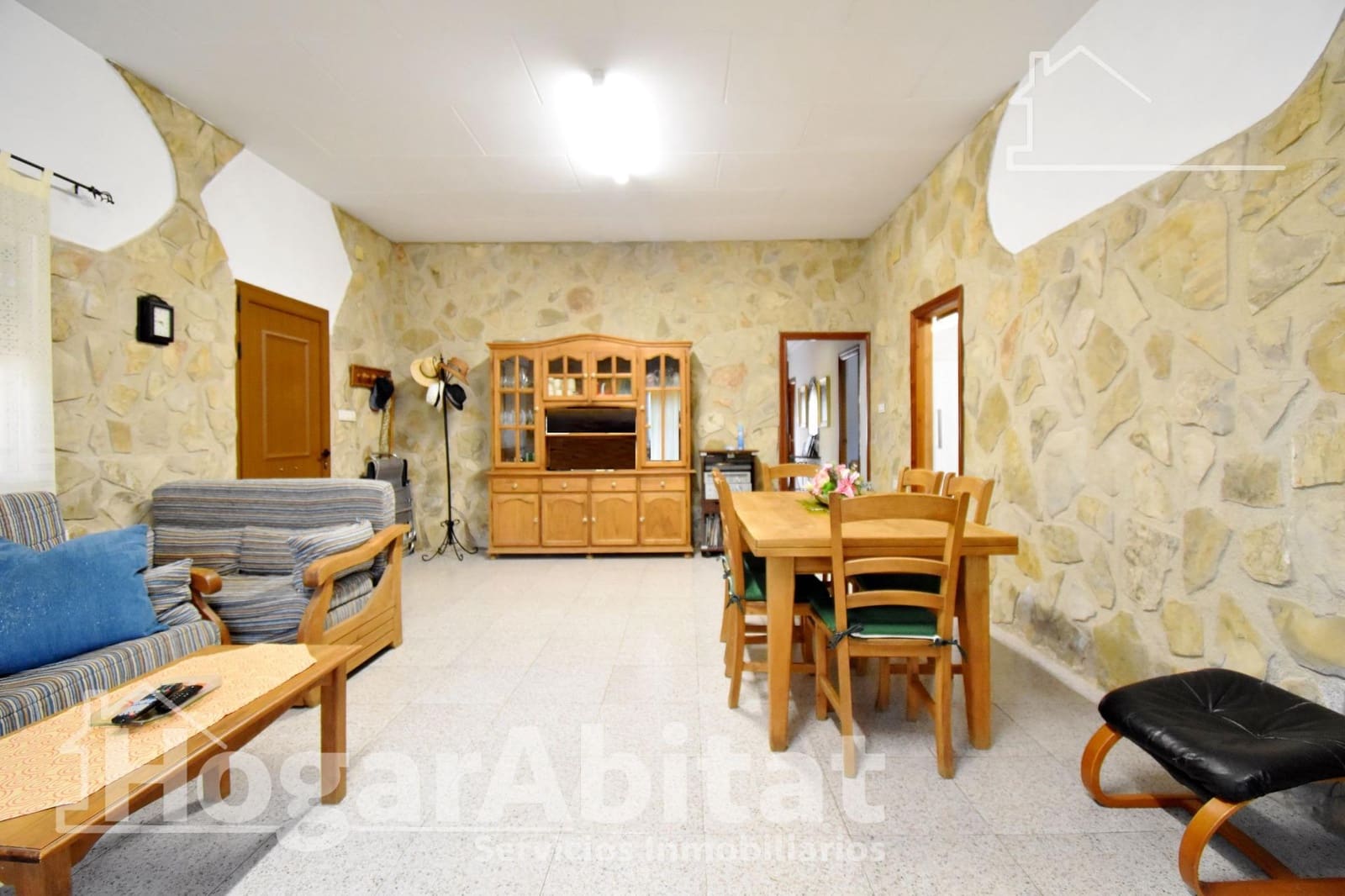 5 Zimmer Villa zu verkaufen in Simat de la Valldigna mit Pool Garage - 187.000 € (Ref: 9829228)