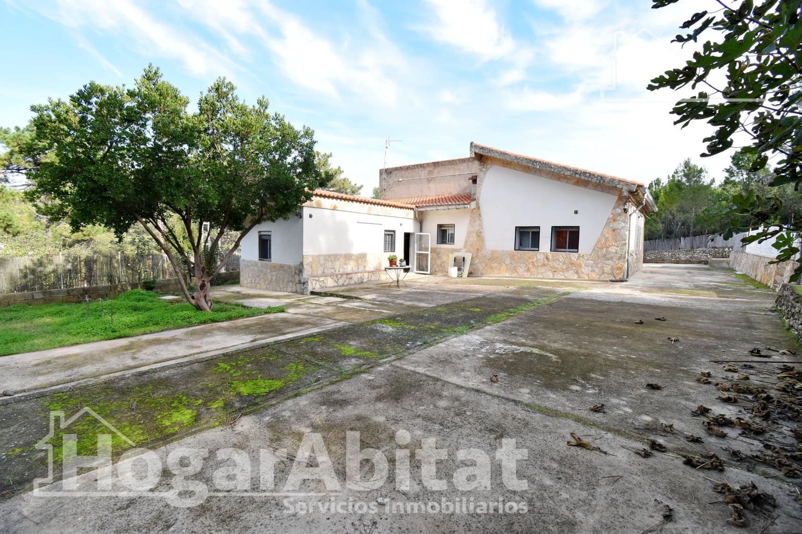 5 Zimmer Villa zu verkaufen in Simat de la Valldigna mit Pool Garage - 187.000 € (Ref: 9829228)