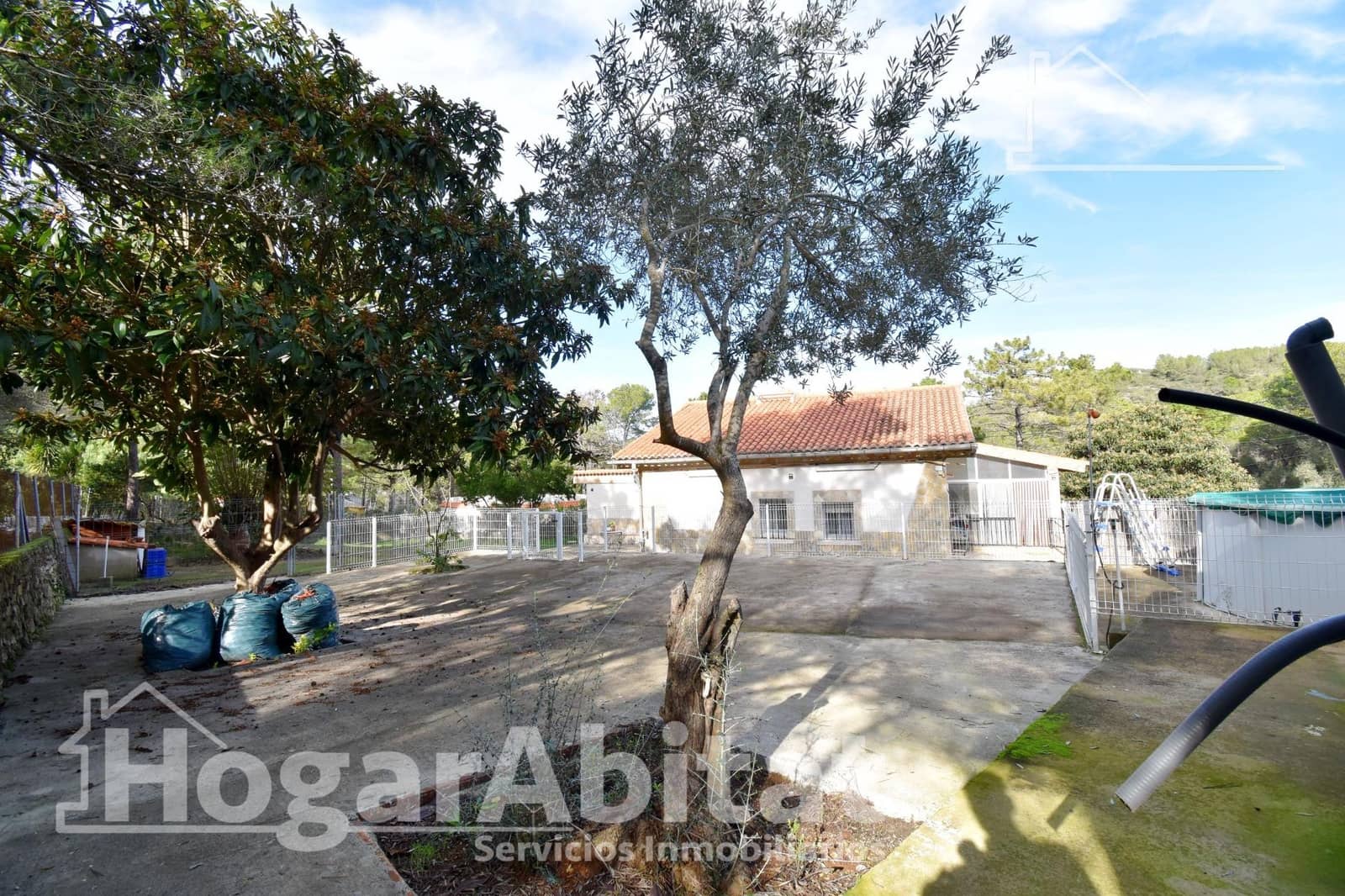 5 Zimmer Villa zu verkaufen in Simat de la Valldigna mit Pool Garage - 187.000 € (Ref: 9829228)