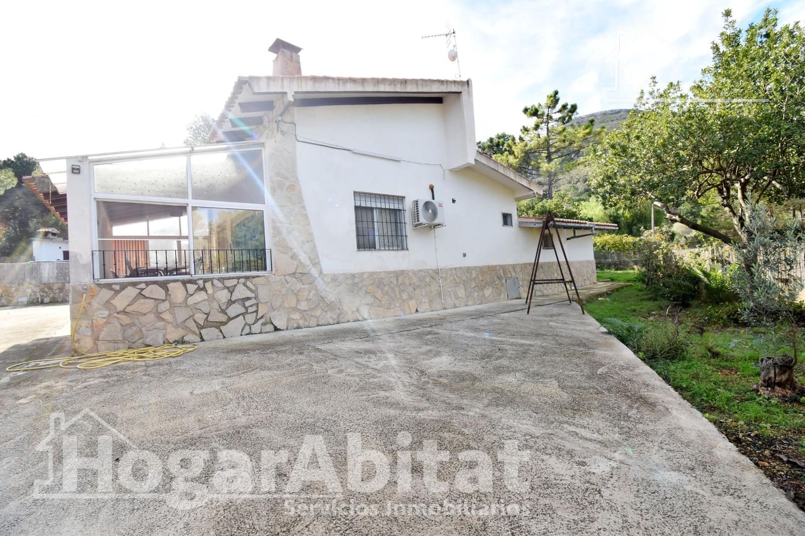 5 Zimmer Villa zu verkaufen in Simat de la Valldigna mit Pool Garage - 187.000 € (Ref: 9829228)