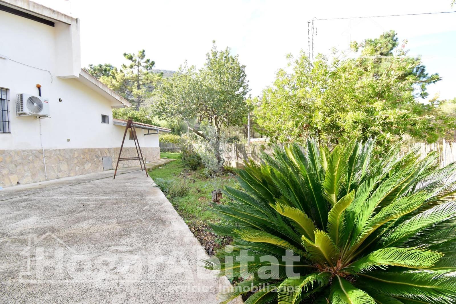 5 Zimmer Villa zu verkaufen in Simat de la Valldigna mit Pool Garage - 187.000 € (Ref: 9829228)