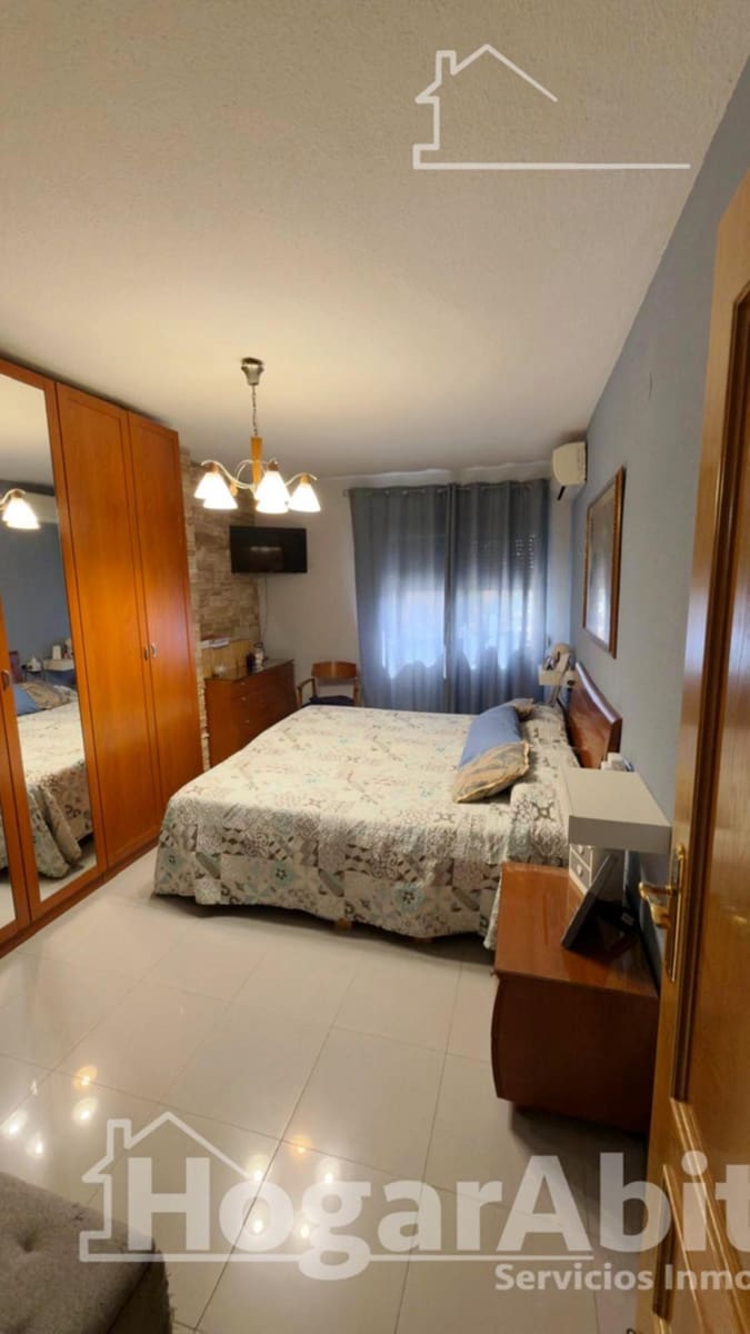 4 soveværelse Lejlighed til salg i Valencia by - € 380.000 (Ref: 9829234)