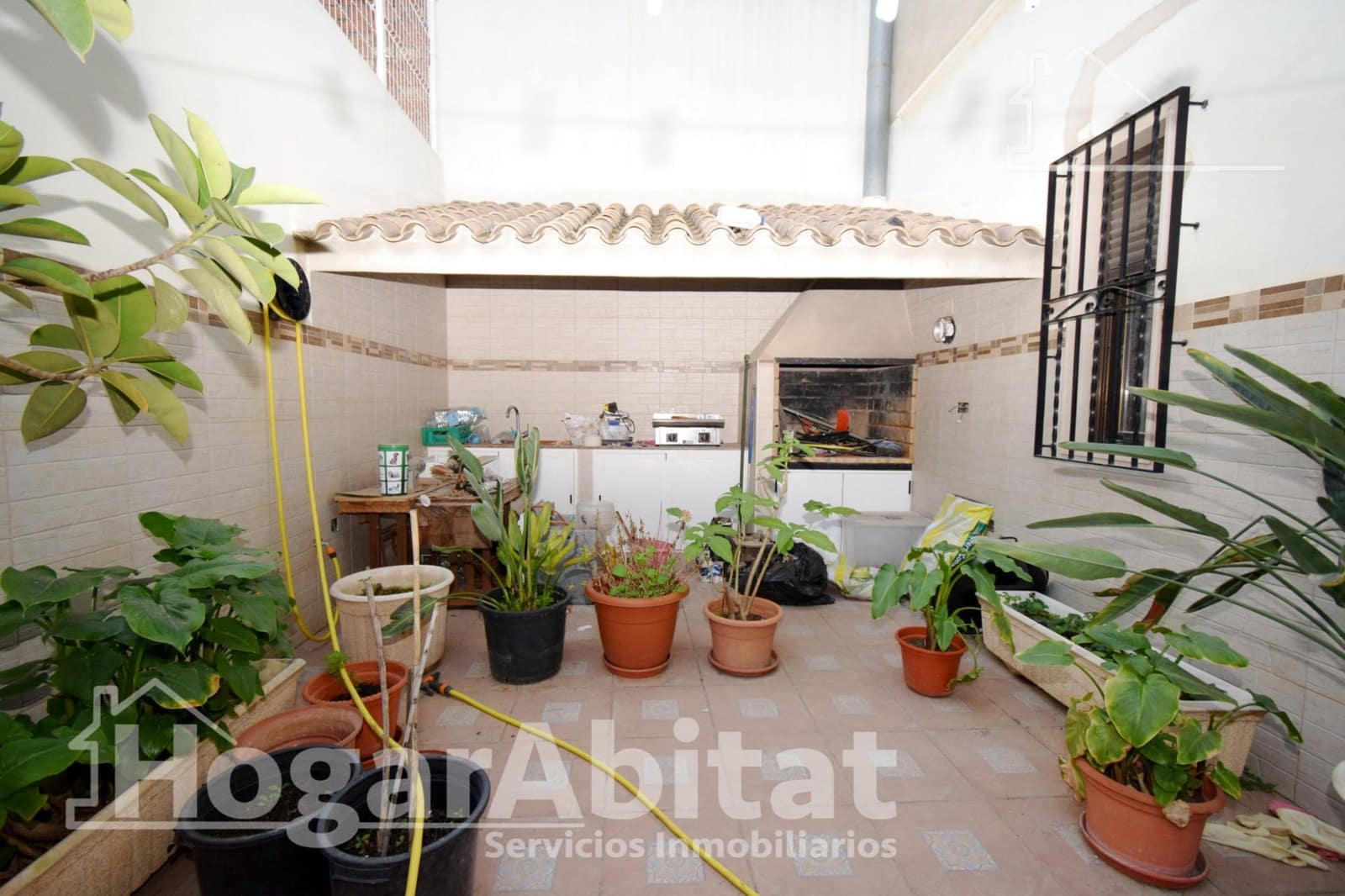 Casa de 6 habitaciones en Catarroja en venta con garaje - 600.000 € (Ref: 9829237)